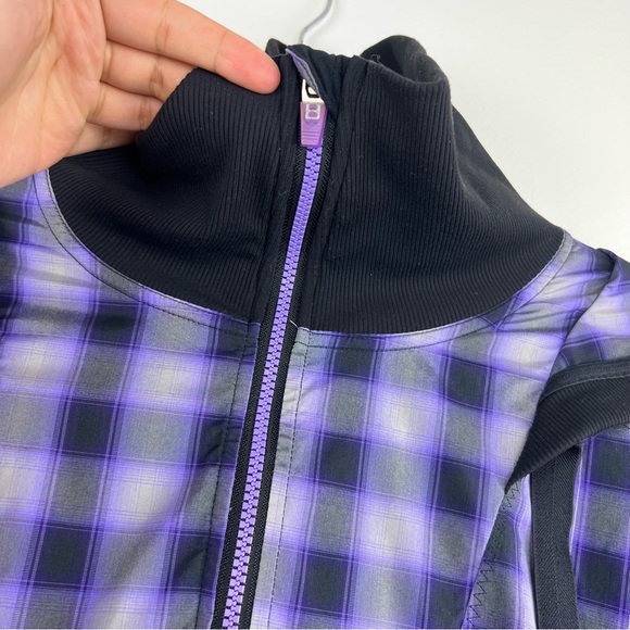 Lululemon Run Reflection Plaid Pullover Oversized Purple cropped Jacket size 6 - Picture 11 of 16